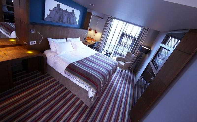 Village Hotel Solihull Ruang foto