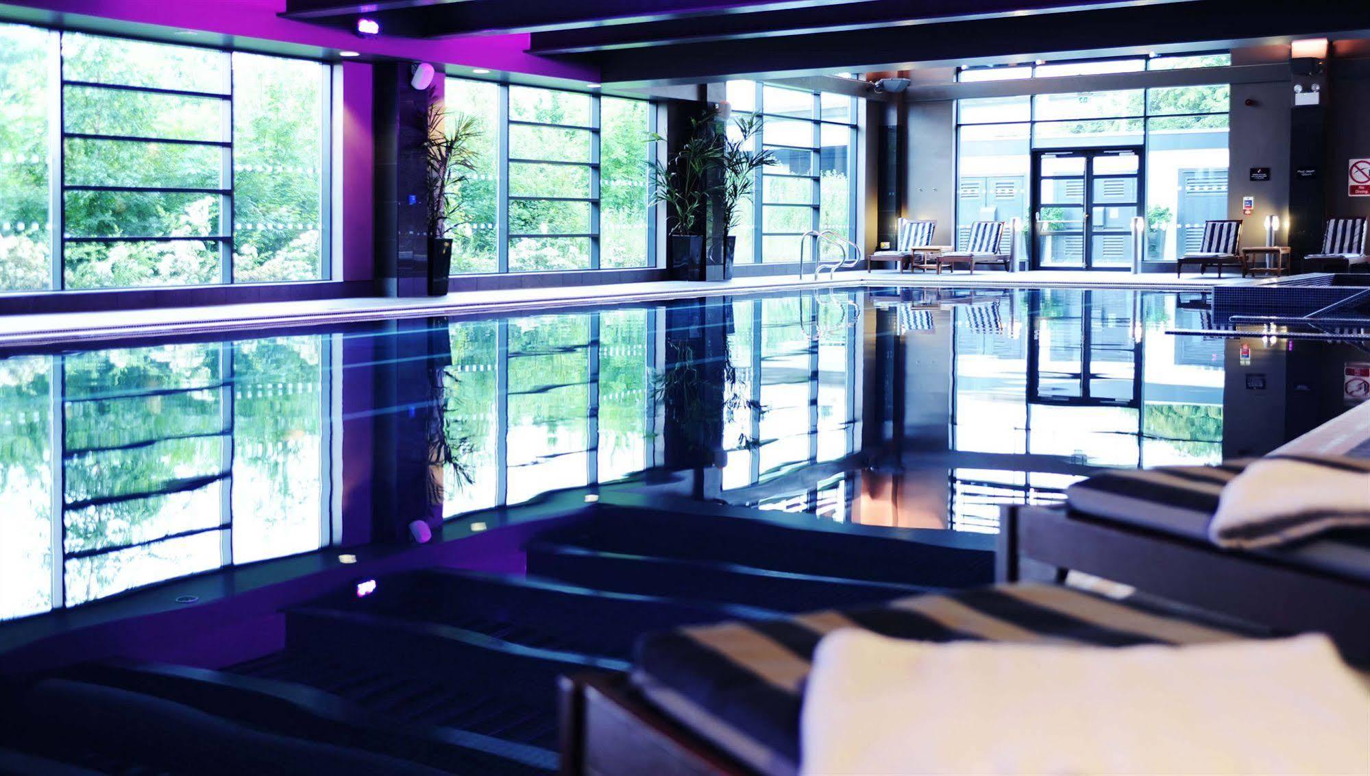 Village Hotel Solihull Bagian luar foto